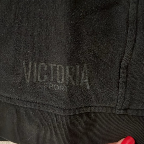 Victoria sport sweatshirt - v neck with thumb holes and hood - Picture 3 of 4